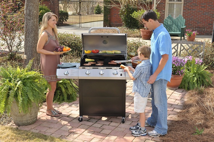 What are the Best Propane Grills to Buy? Summer 2024 BBQ Grill Reviews